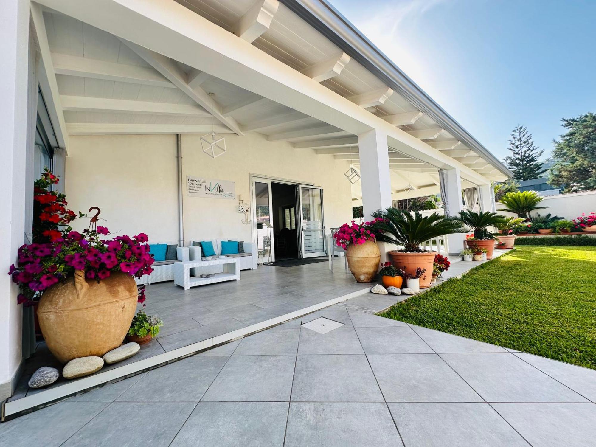 Invilla Bed&Breakfast - Quality Rooms Santa Maria di Castellabate Exterior foto